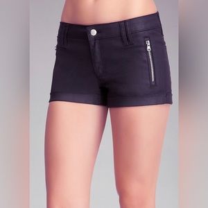 BEBE Matte coated Clean Zip Short (orig .price 89$) size 31